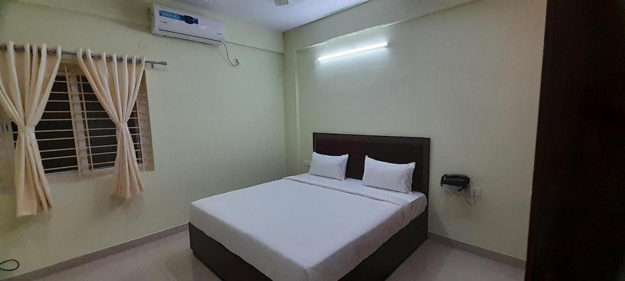 Redkey Inn Airport Bangalore Dış mekan fotoğraf